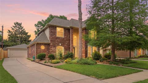 Photo of 13615 Robin Hill Court, Houston, TX 77059 (MLS # 10676975)