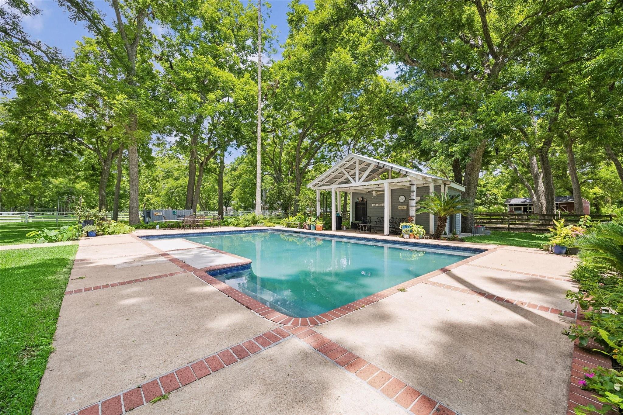 5106 Mimosa Lane