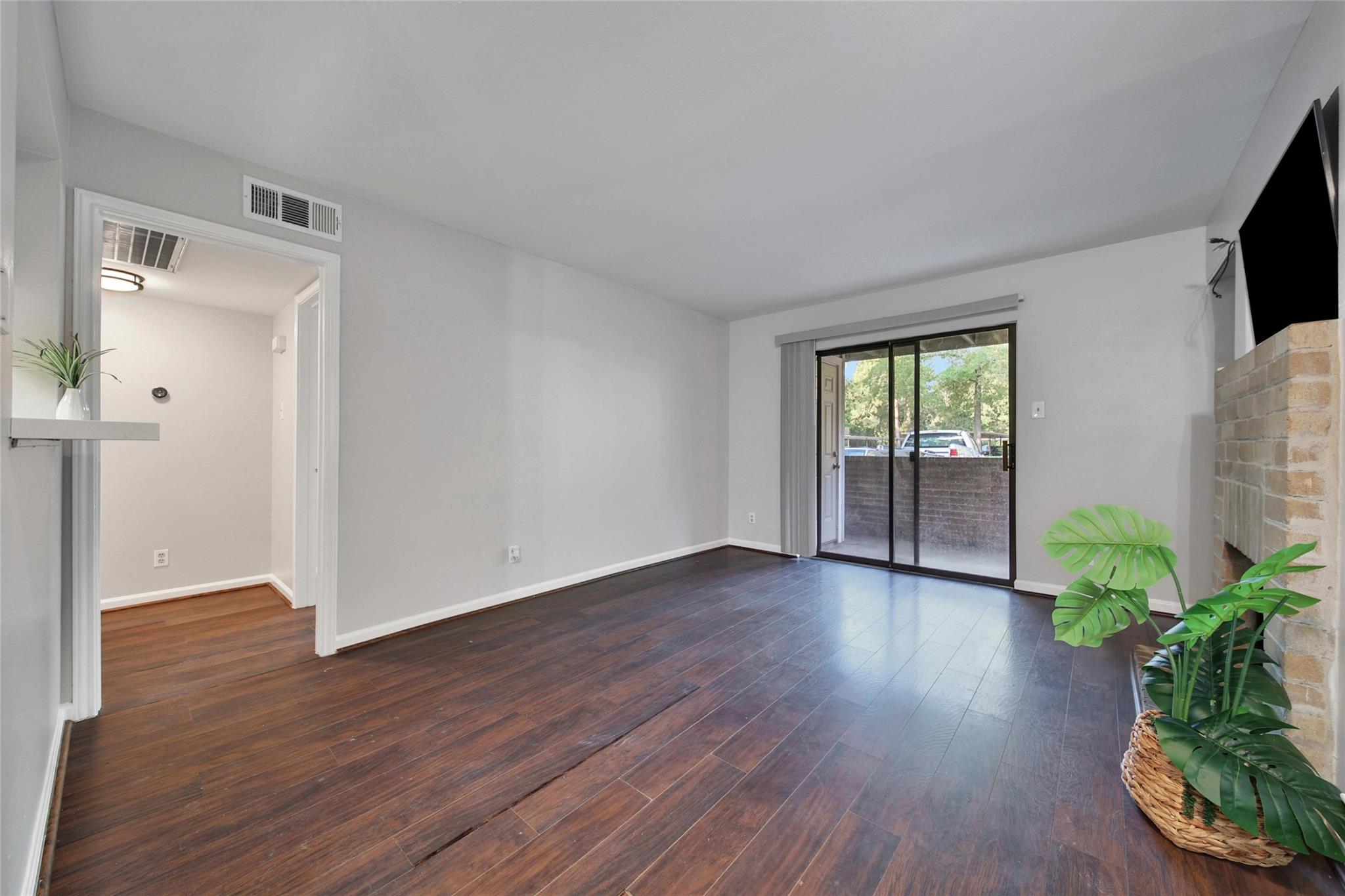 3500 Tangle Brush Drive 50