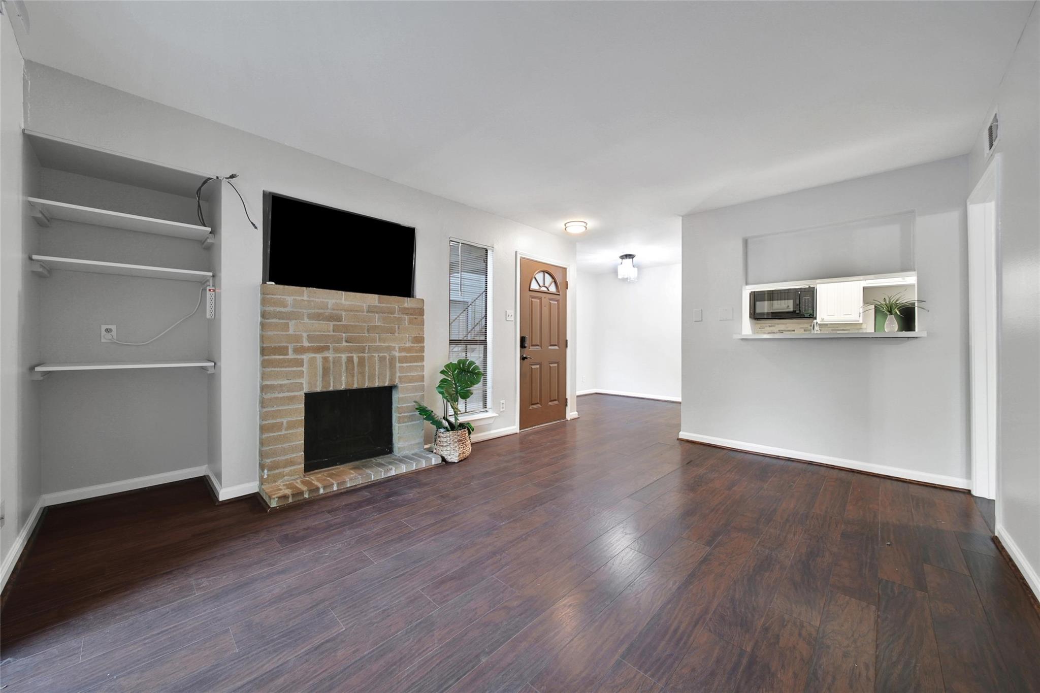 3500 Tangle Brush Drive 50