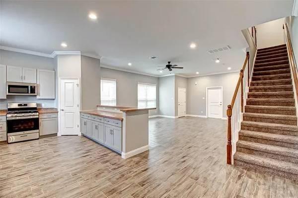 2100 Bermuda Dunes Drive