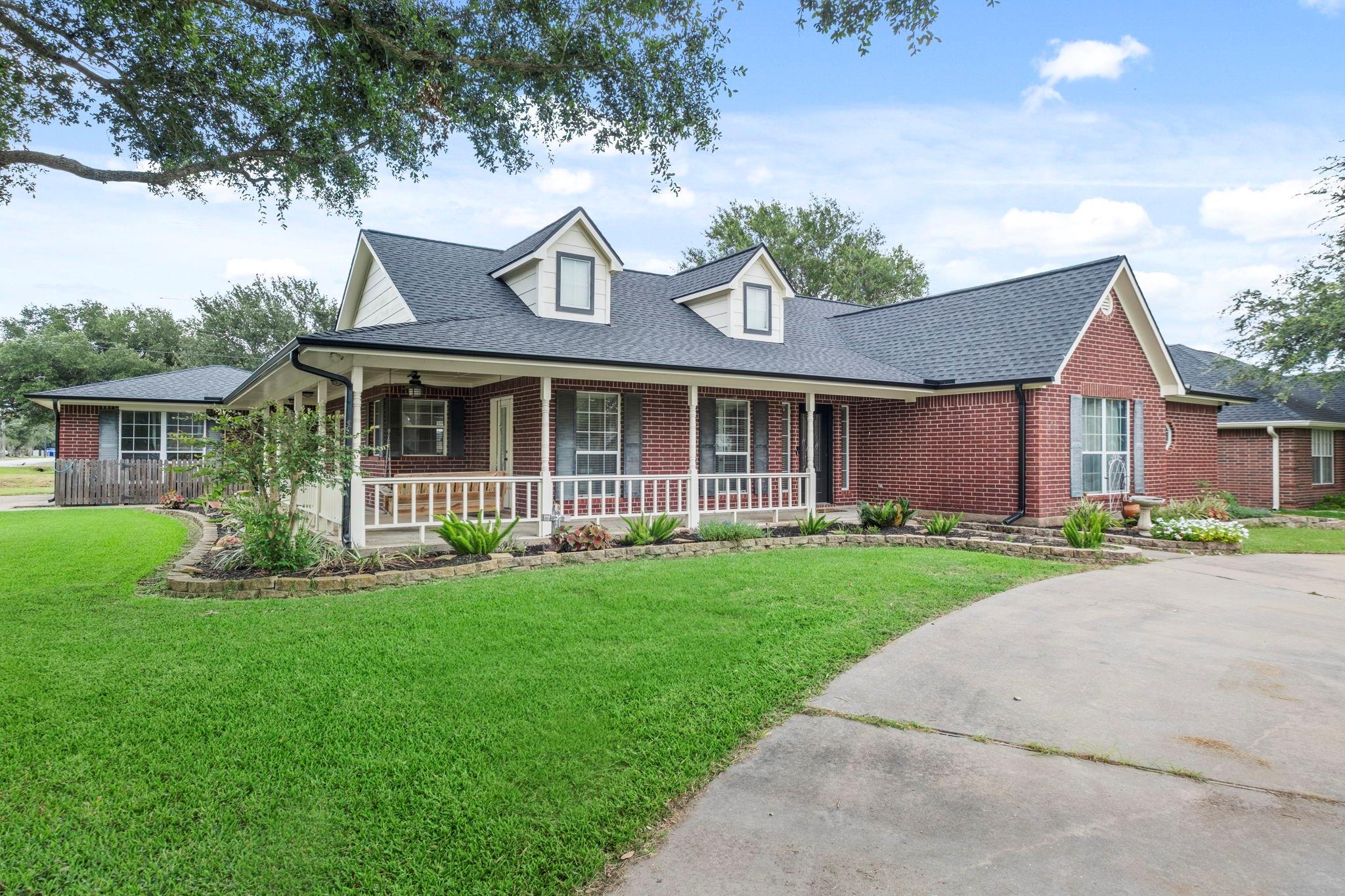 9403 Highland Pointe Drive