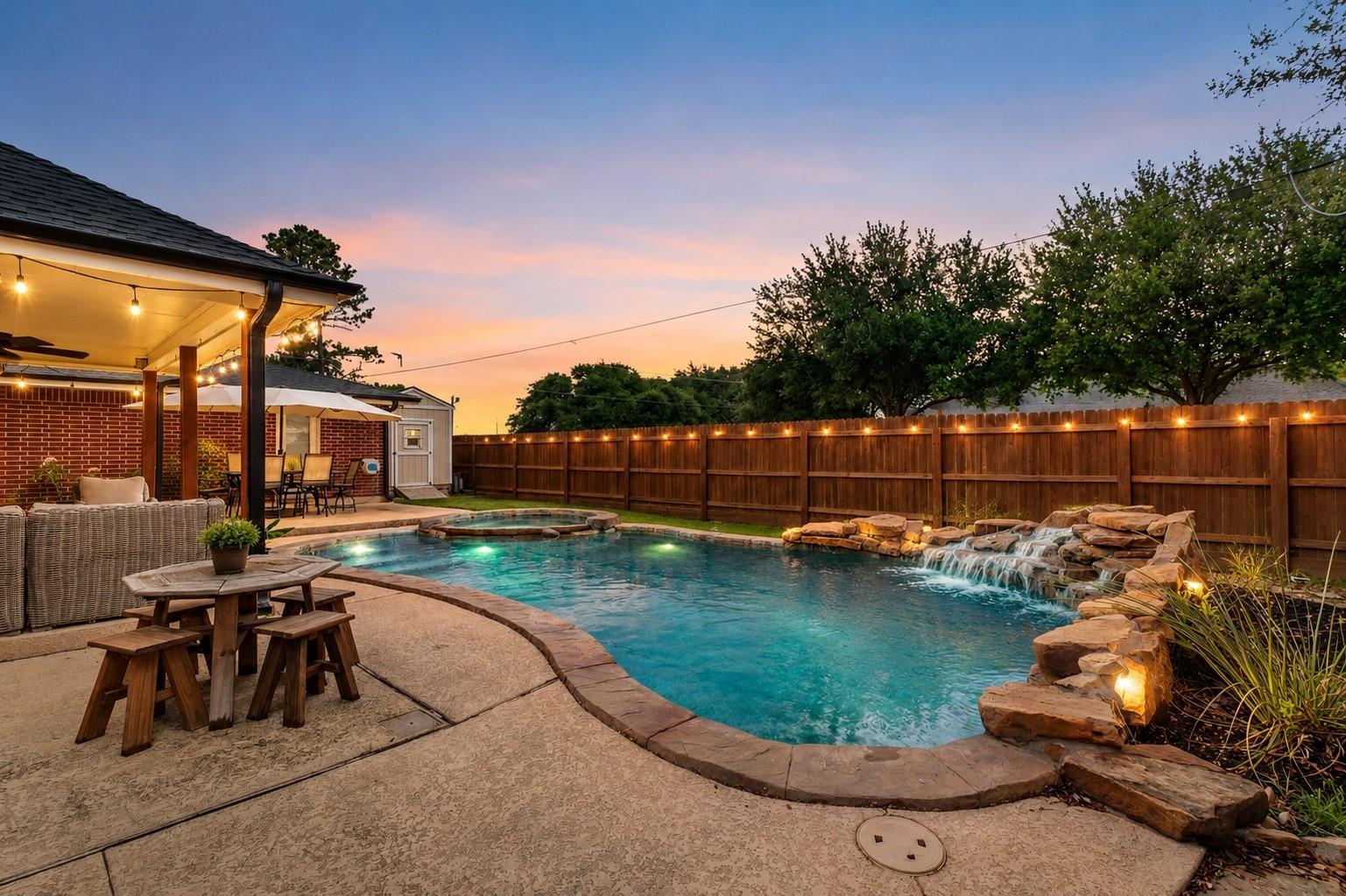 9403 Highland Pointe Drive