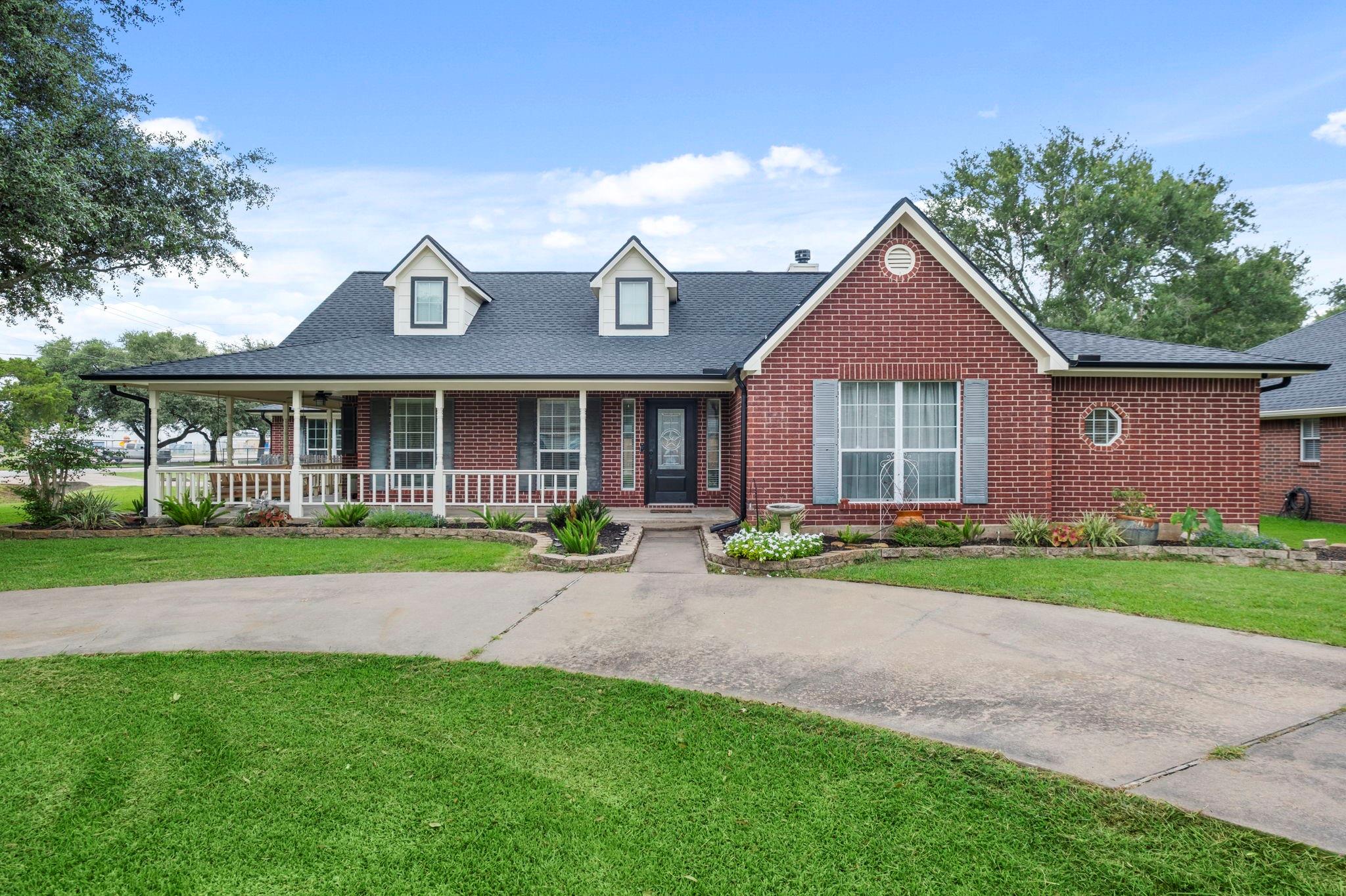9403 Highland Pointe Drive