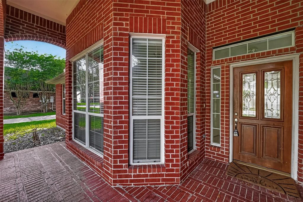 Photo of 2604 Hidden Creek Drive, Pearland, TX 77581 (MLS # 14126358)