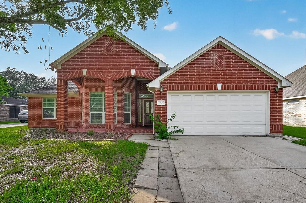 Photo of 2604 Hidden Creek Drive, Pearland, TX 77581 (MLS # 14126358)