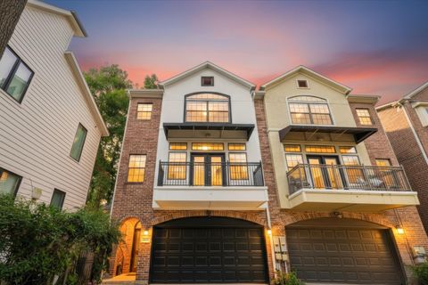 Photo of 115 Roy Street, Houston, TX 77007 (MLS # 33185210)