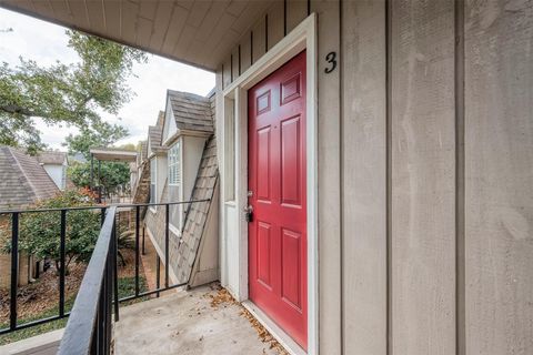 Photo of 2601 Marilee Lane #3, Houston, TX 77057 (MLS # 71854004)