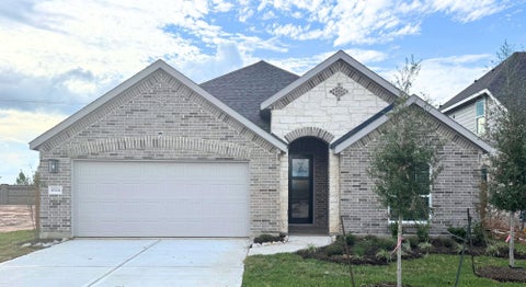 Homes For Sale - 1024 Birds Landing Drive<br/> Waller County, Magnolia, TX 77355
