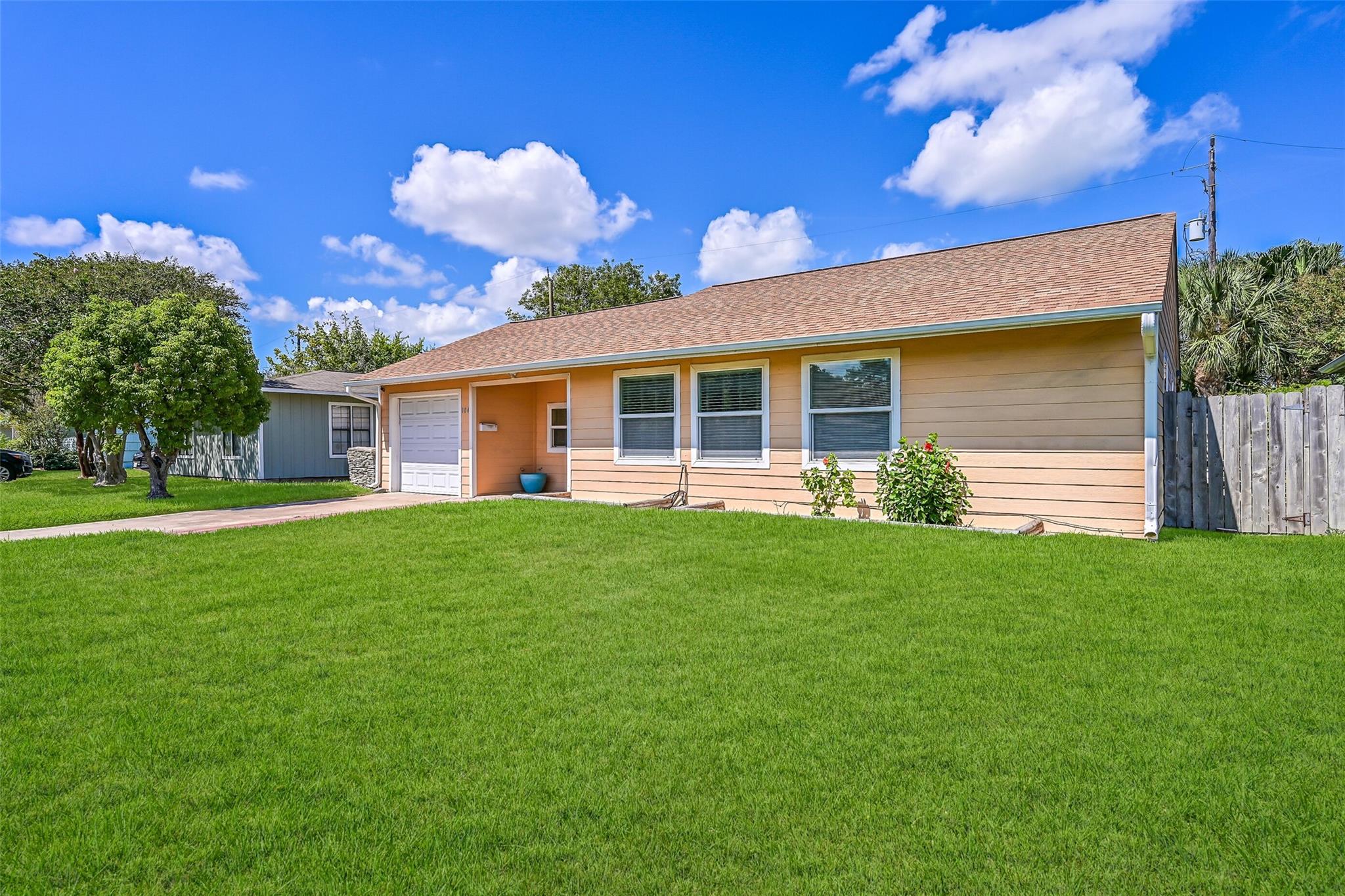 104 Bonita Avenue