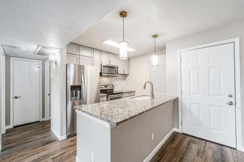 Photo of 2822 S Bartell Drive #32, Houston, TX 77054 (MLS # 31321330)