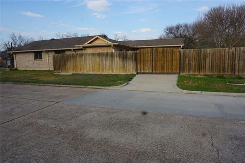 Tiny photo for 2323 Woodbough Court, Houston, TX 77038 (MLS # 51727963)