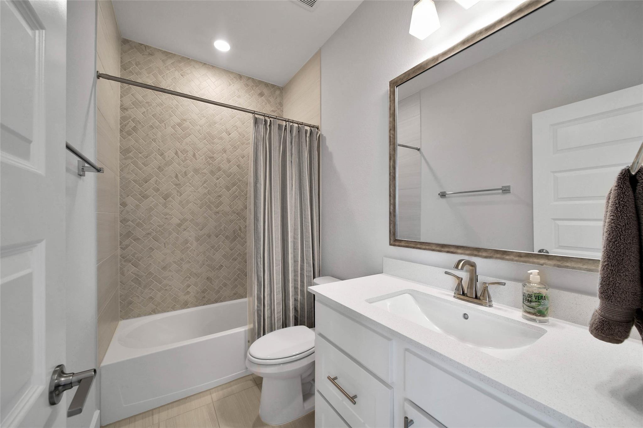 Fulshear, Texas, 77406, United States, 5 Bedrooms Bedrooms, ,5 BathroomsBathrooms,Residential,Active,2041614