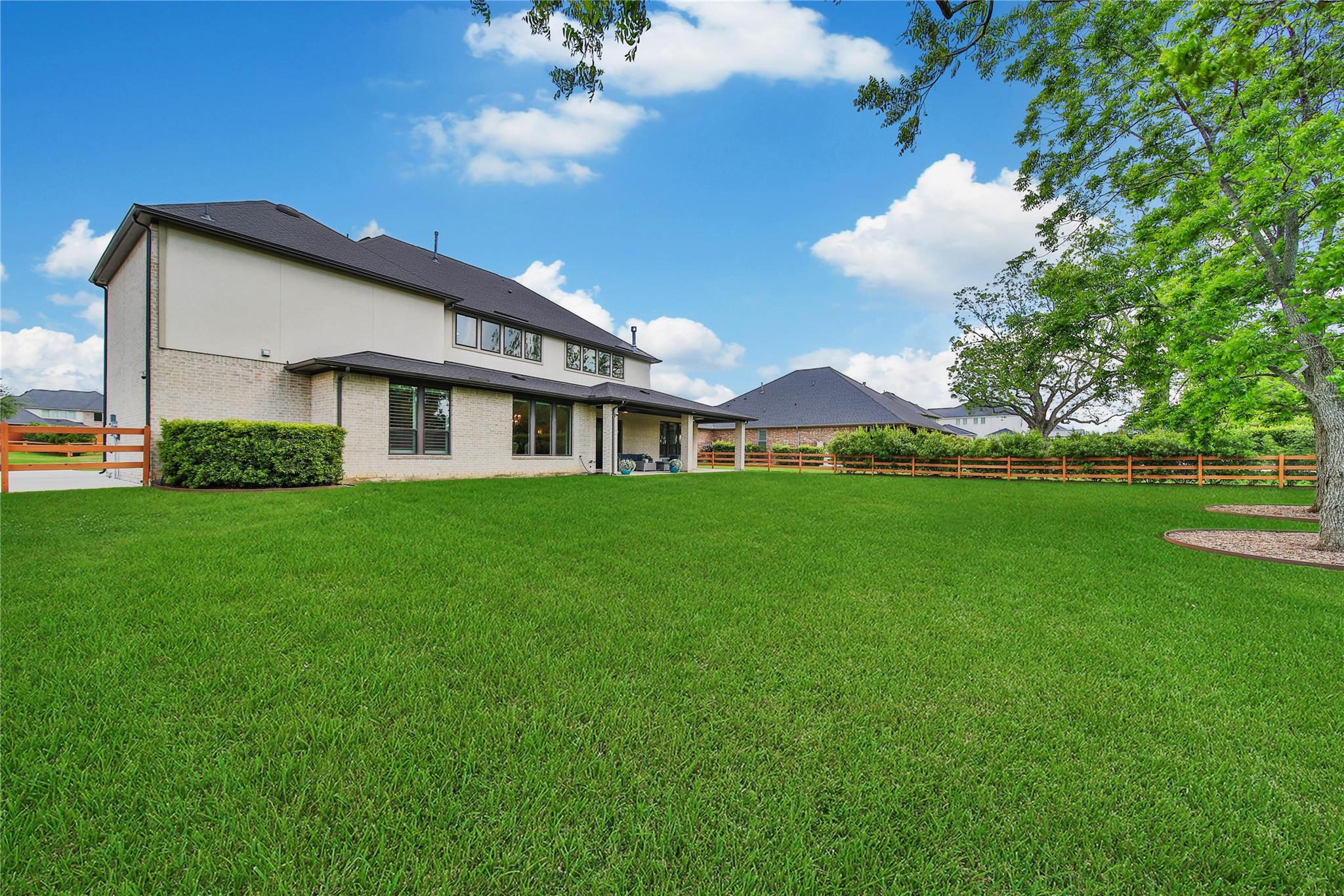 Fulshear, Texas, 77406, United States, 5 Bedrooms Bedrooms, ,5 BathroomsBathrooms,Residential,Active,2041614