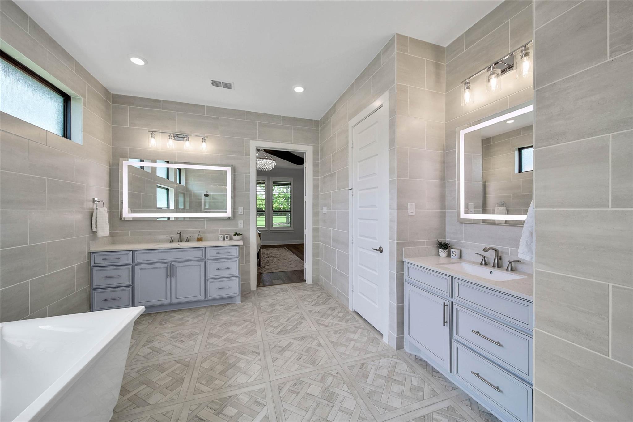 Fulshear, Texas, 77406, United States, 5 Bedrooms Bedrooms, ,5 BathroomsBathrooms,Residential,Active,2041614