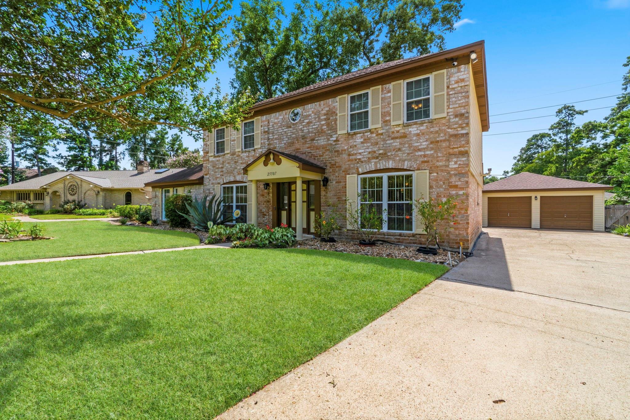25507 Yellow Pine Circle