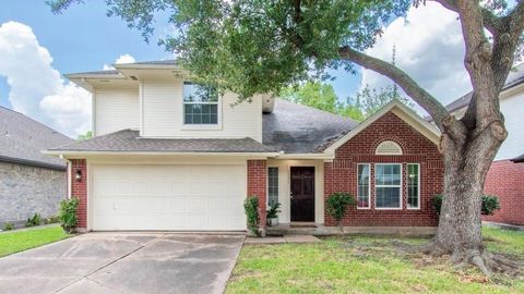 Photo of 12822 Careywood Drive, Sugar Land, TX 77478 (MLS # 87330771) Photo of 12822 Careywood Drive, Sugar Land, TX 77478 (MLS # 87330771)