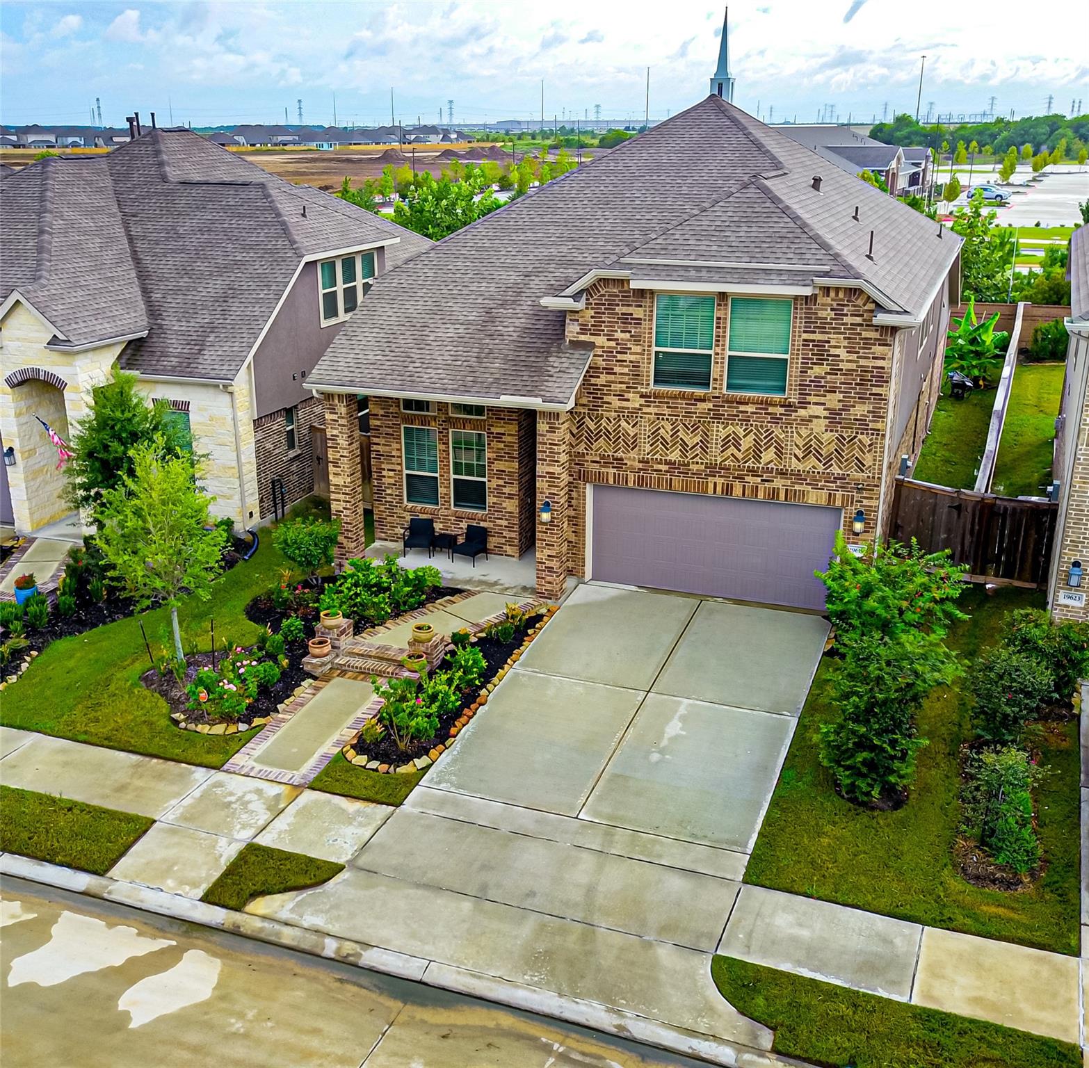 19619 Lake Bosque Drive