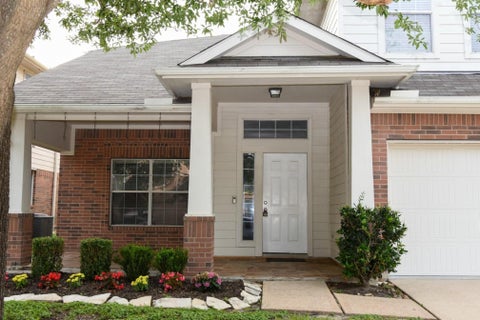 Homes For Sale - 21422 Mission Falls Dr Drive<br/> Houston, TX 77095