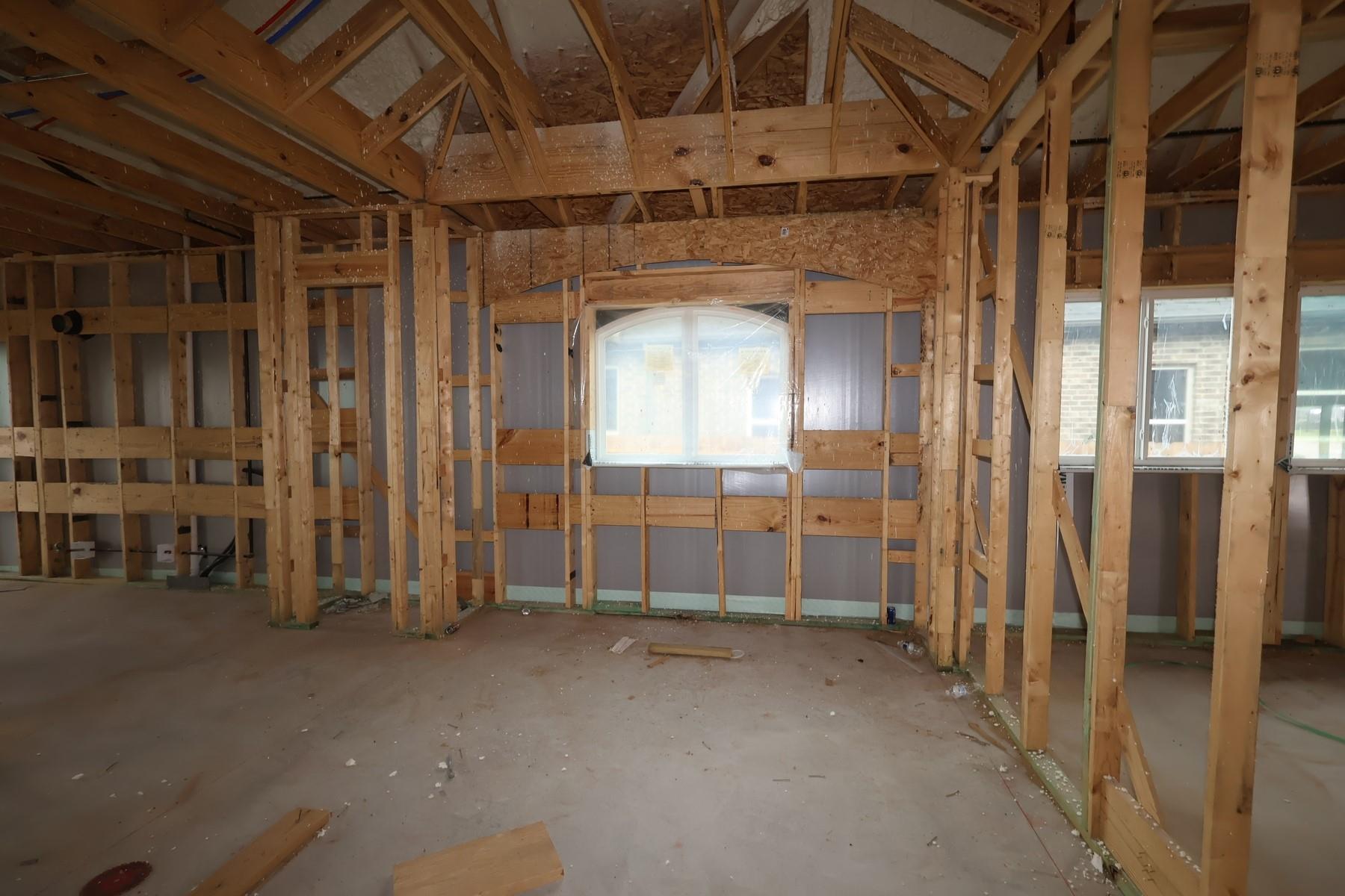 4926 Benton Woods Trail