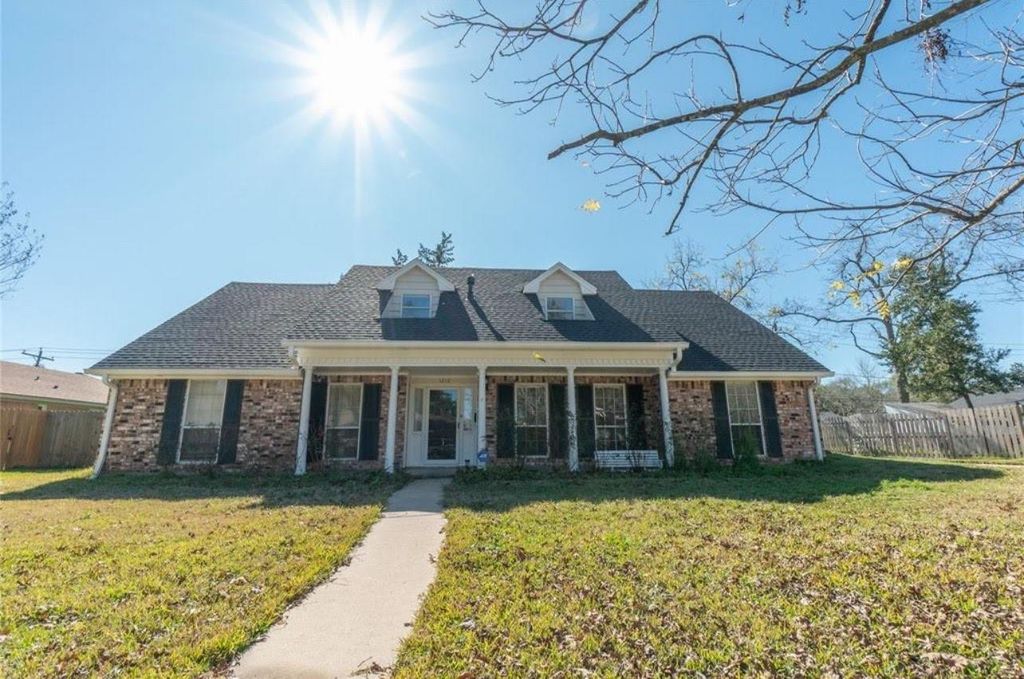 Photo of 1210 Timber Lane, Rosenberg, TX 77471 (MLS # 14298299)