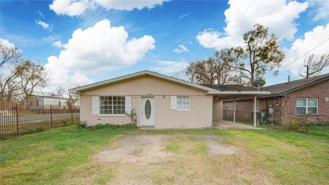 14450 Victoria Street Houston TX 77015