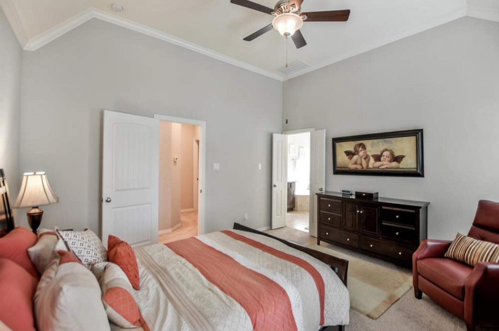 12265 Oxford Crescent Circle