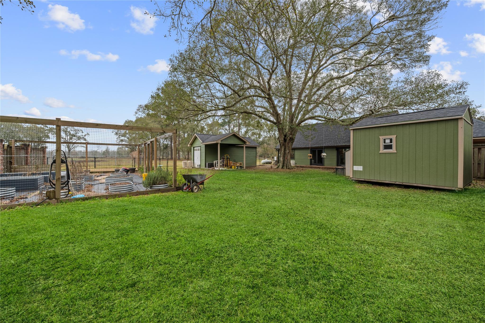 Dayton, Texas, 77535, United States, 6 Bedrooms Bedrooms, ,6 BathroomsBathrooms,Residential,Active,2031794