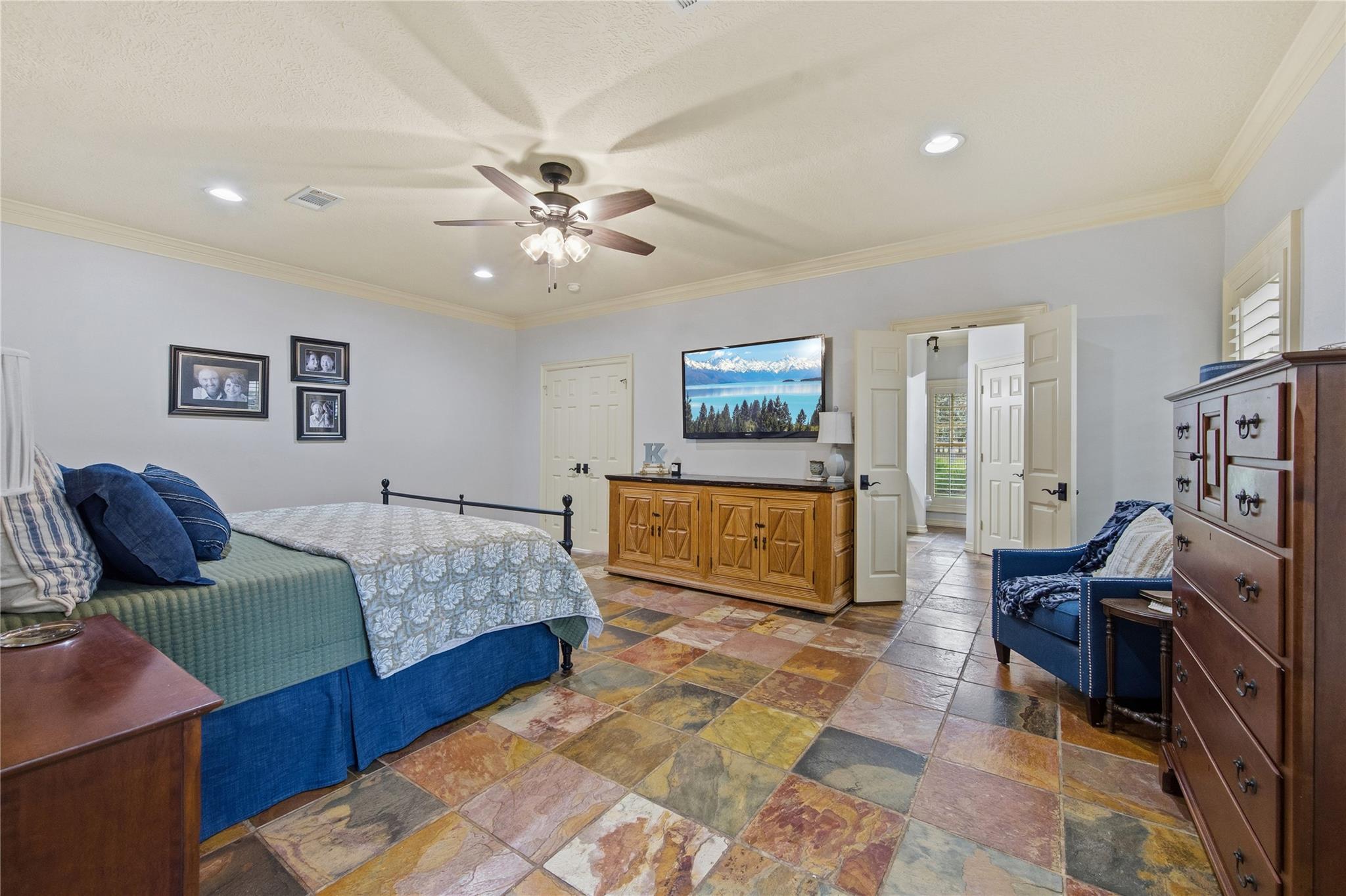 Dayton, Texas, 77535, United States, 6 Bedrooms Bedrooms, ,6 BathroomsBathrooms,Residential,Active,2031794