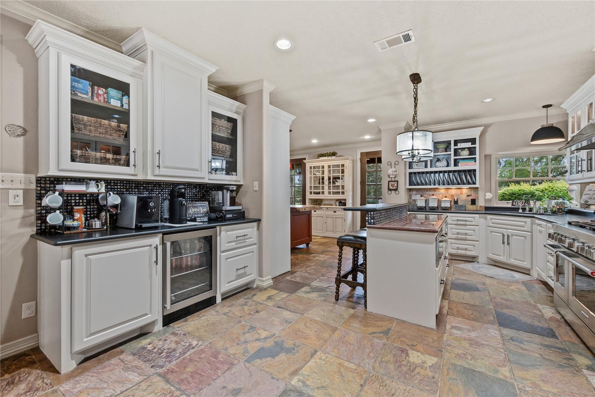 Dayton, Texas, 77535, United States, 6 Bedrooms Bedrooms, ,6 BathroomsBathrooms,Residential,Active,2031794