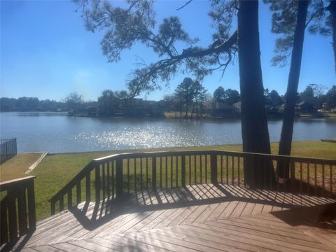 Photo of 2018 Wickersham Drive, Huntsville, TX 77340 (MLS # 47744379)