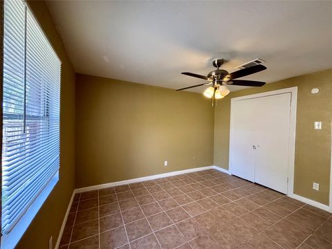 Tiny photo for 3902 Heatherbloom Drive, Houston, TX 77045 (MLS # 82655372)