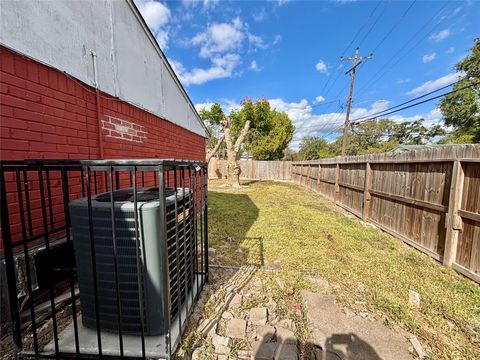 Tiny photo for 3902 Heatherbloom Drive, Houston, TX 77045 (MLS # 82655372)