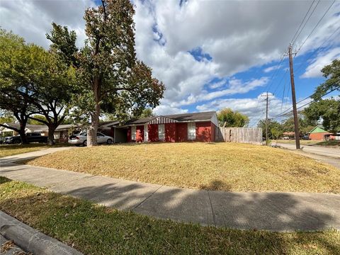 Tiny photo for 3902 Heatherbloom Drive, Houston, TX 77045 (MLS # 82655372)