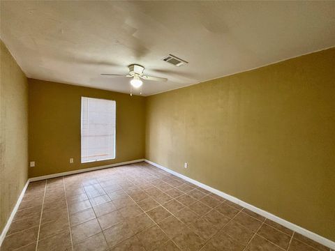 Tiny photo for 3902 Heatherbloom Drive, Houston, TX 77045 (MLS # 82655372)