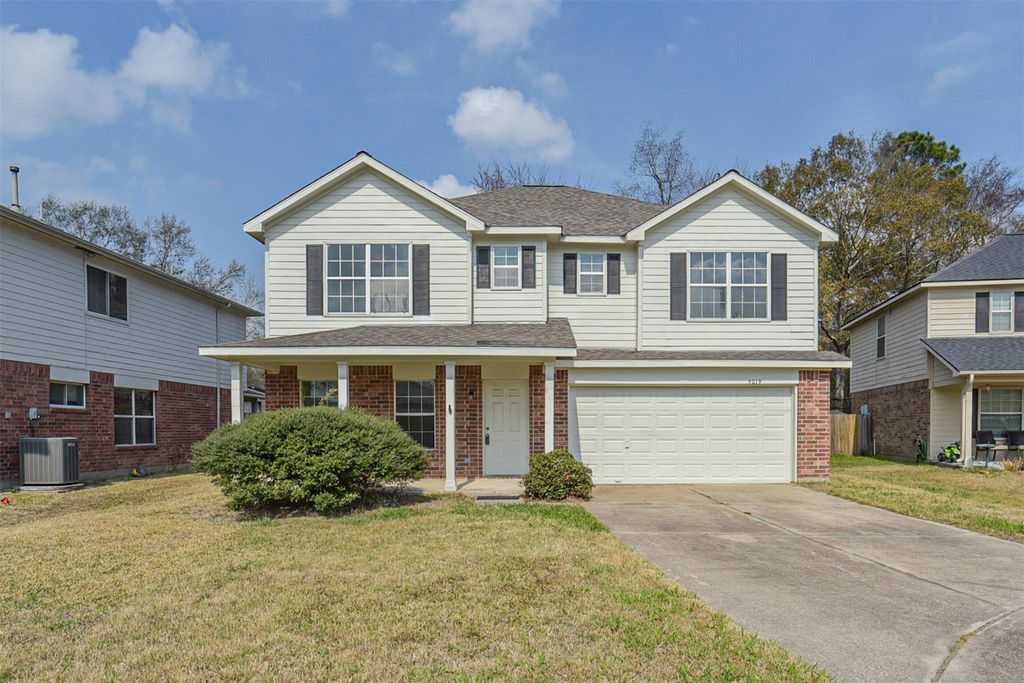 Photo of 5019 Woodland Meadows Lane, Humble, TX 77346 (MLS # 67592970)