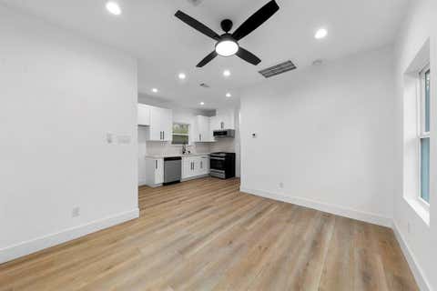 Tiny photo for 2803 Nettleton Street, Houston, TX 77004 (MLS # 58961324)