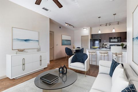 Photo of 2930 Plum Creek Lane #1103, Houston, TX 77087 (MLS # 4859255)