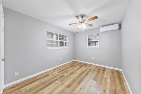 Tiny photo for 2106 Hadley St St #2106, Houston, TX 77004 (MLS # 5604330)