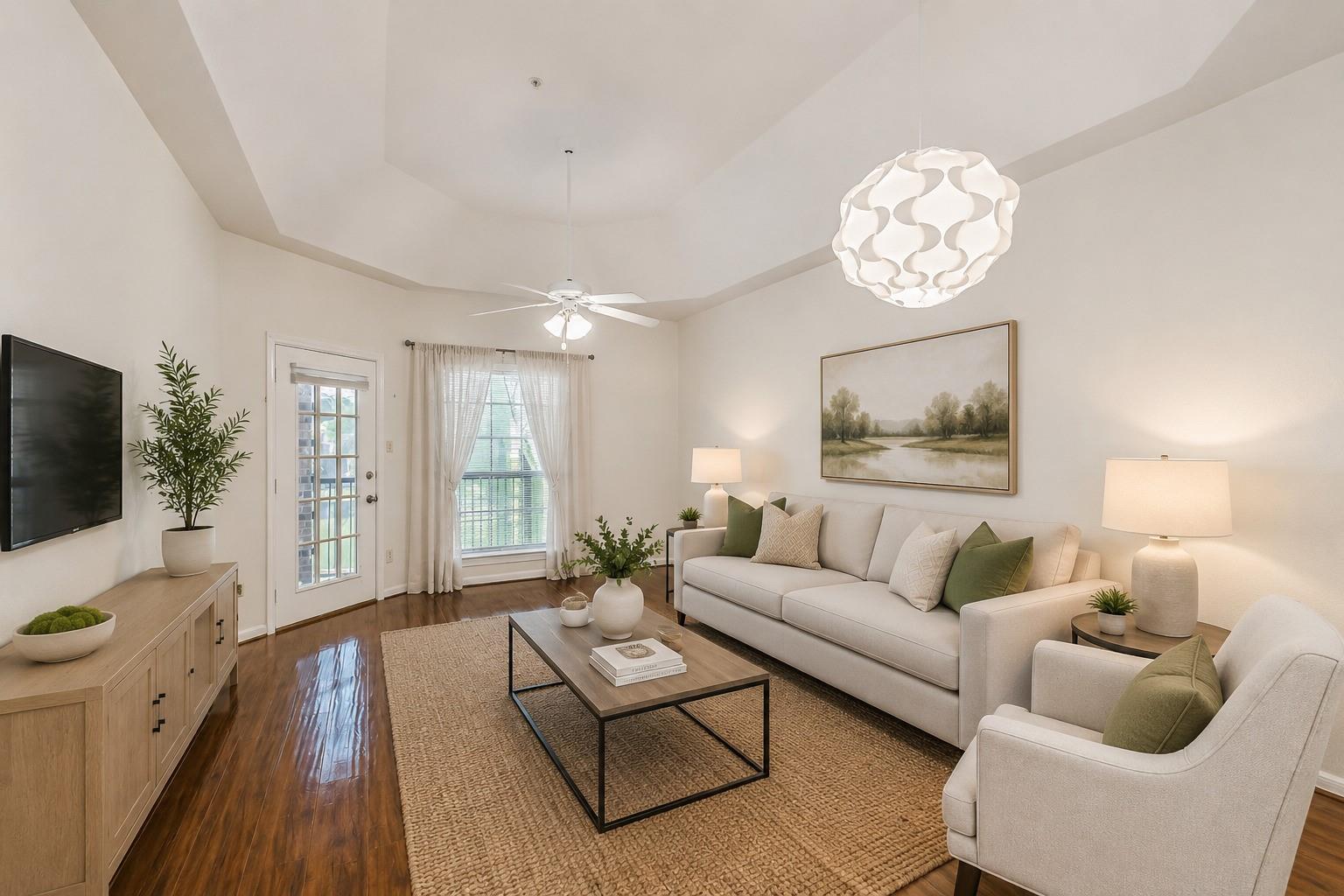 2803 Kings Crossing Drive 303