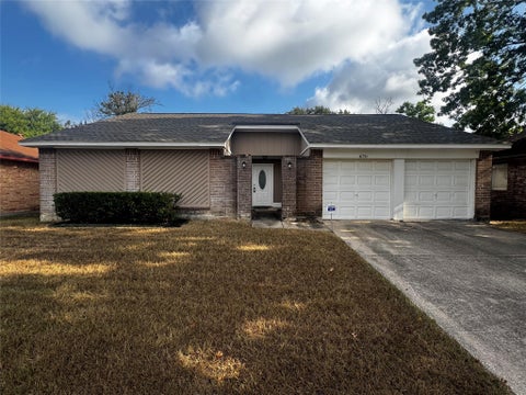 Homes For Rent - 16730 Summer Dew Ln<br/> Houston, TX 77095