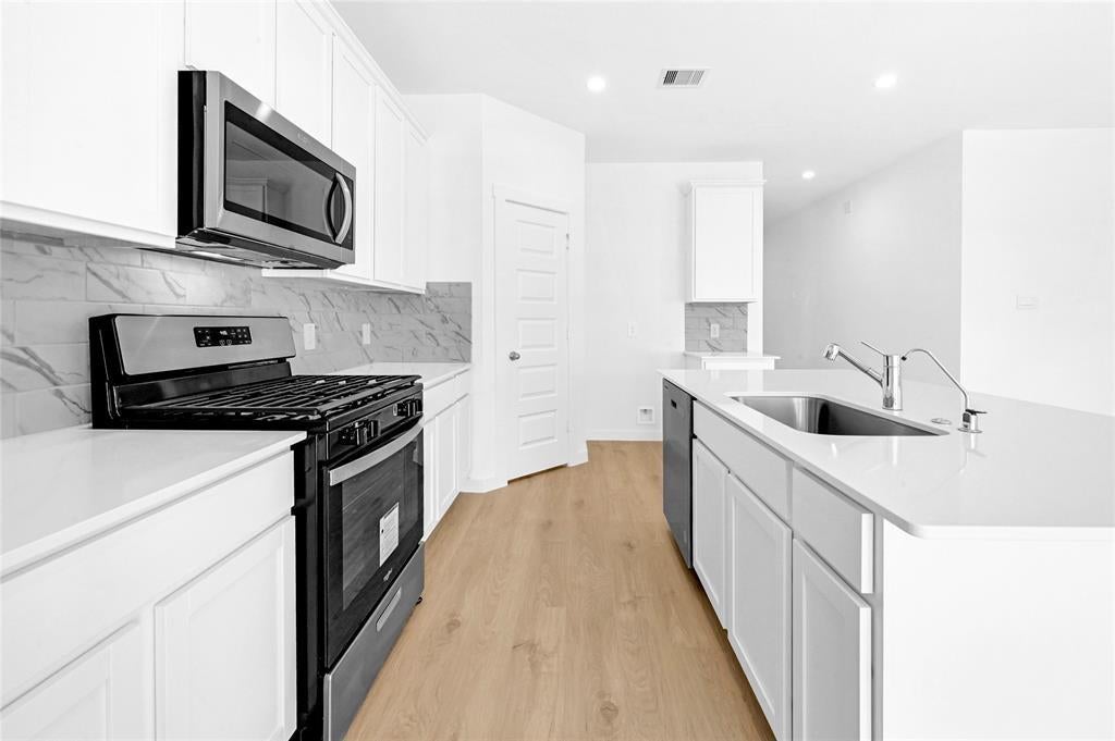 31723 Carlisle Cove Court