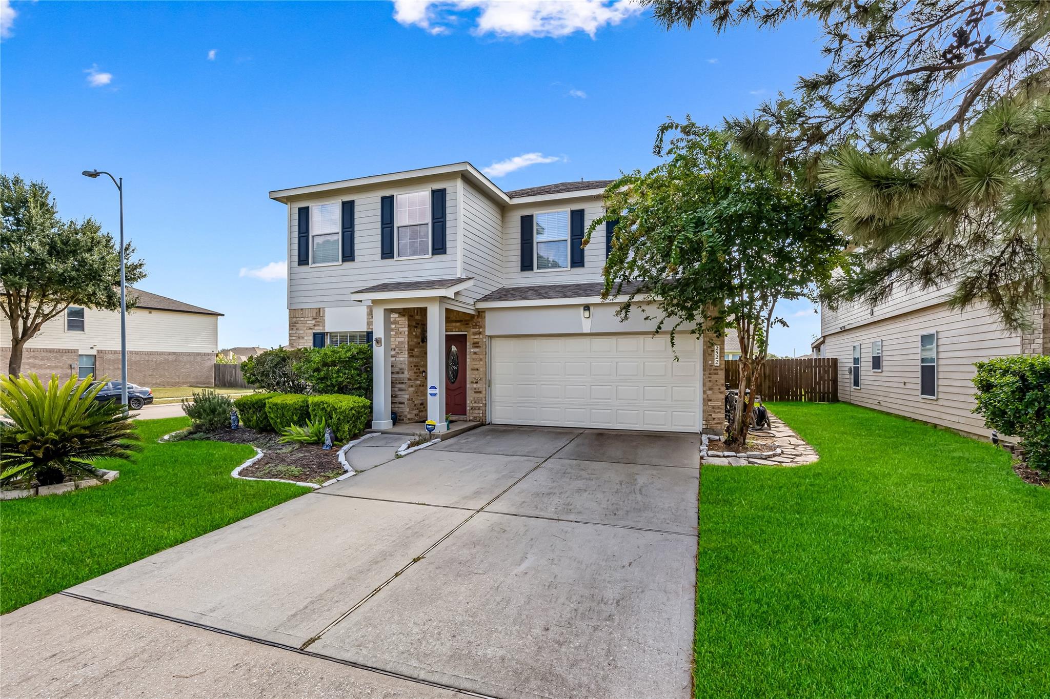 2522 Knoll Shadows Lane