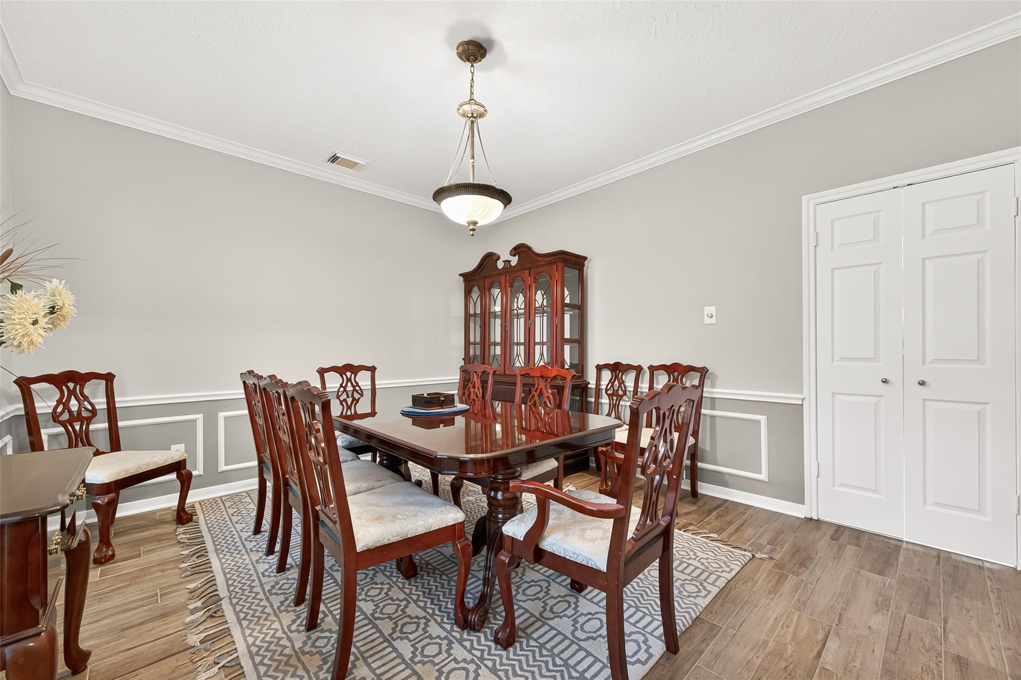 1422 N Yegua River Circle
