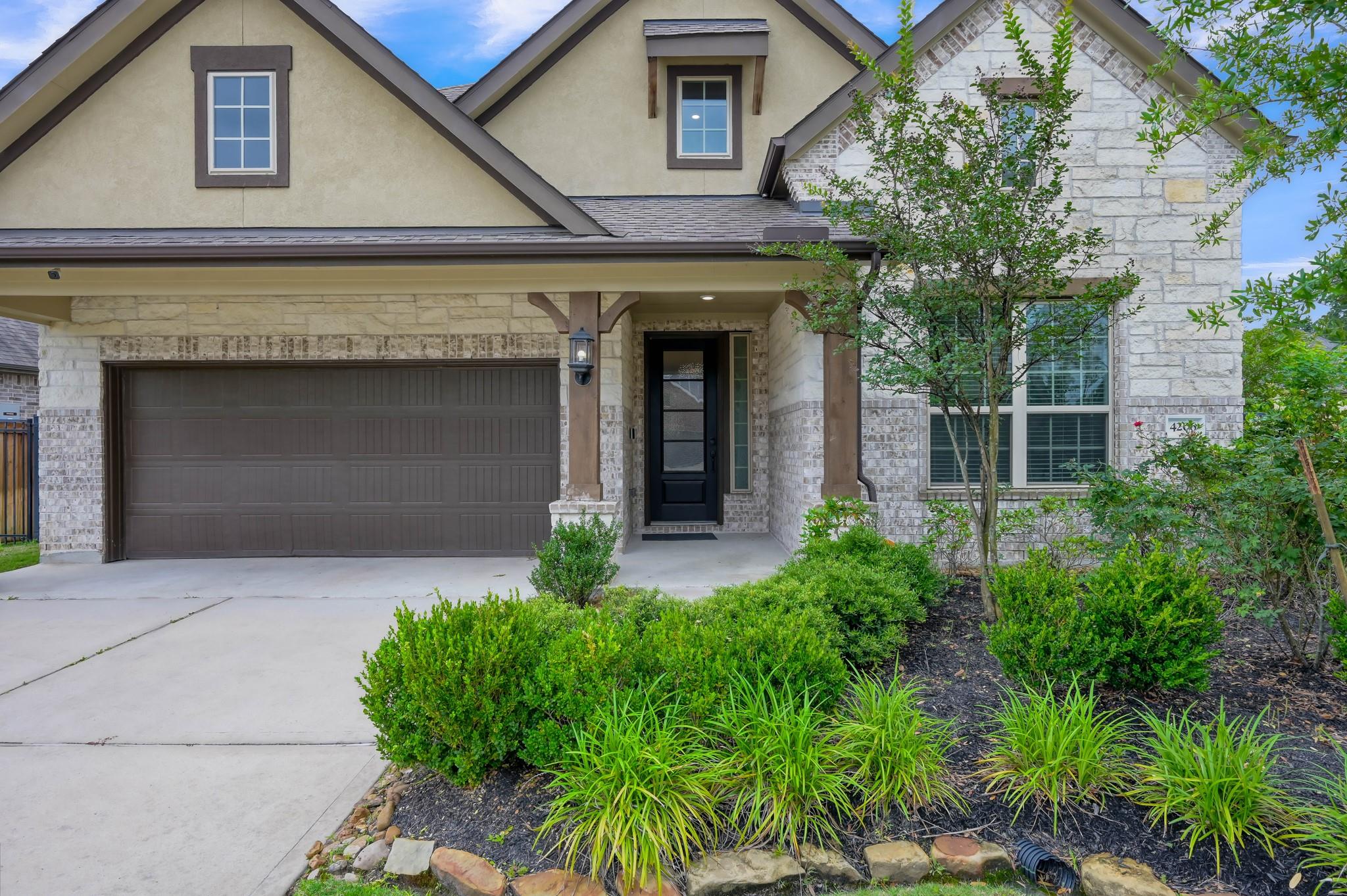 4206 Grand Oaks Wind