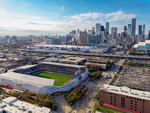 Tiny photo for 1808 Elysian Street, Houston, TX 77026 (MLS # 44843977)