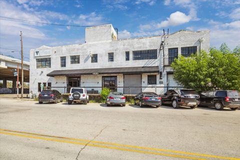 Tiny photo for 1808 Elysian Street, Houston, TX 77026 (MLS # 44843977)