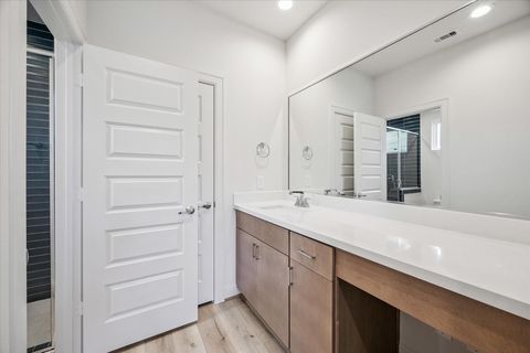 Tiny photo for 1808 Elysian Street, Houston, TX 77026 (MLS # 44843977)