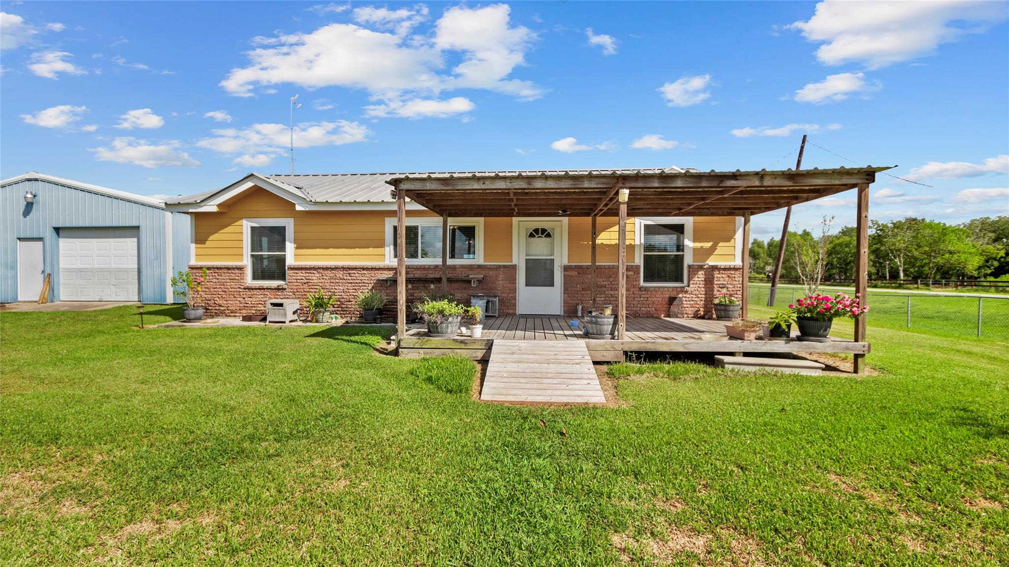 11723 County Road 458 FM523