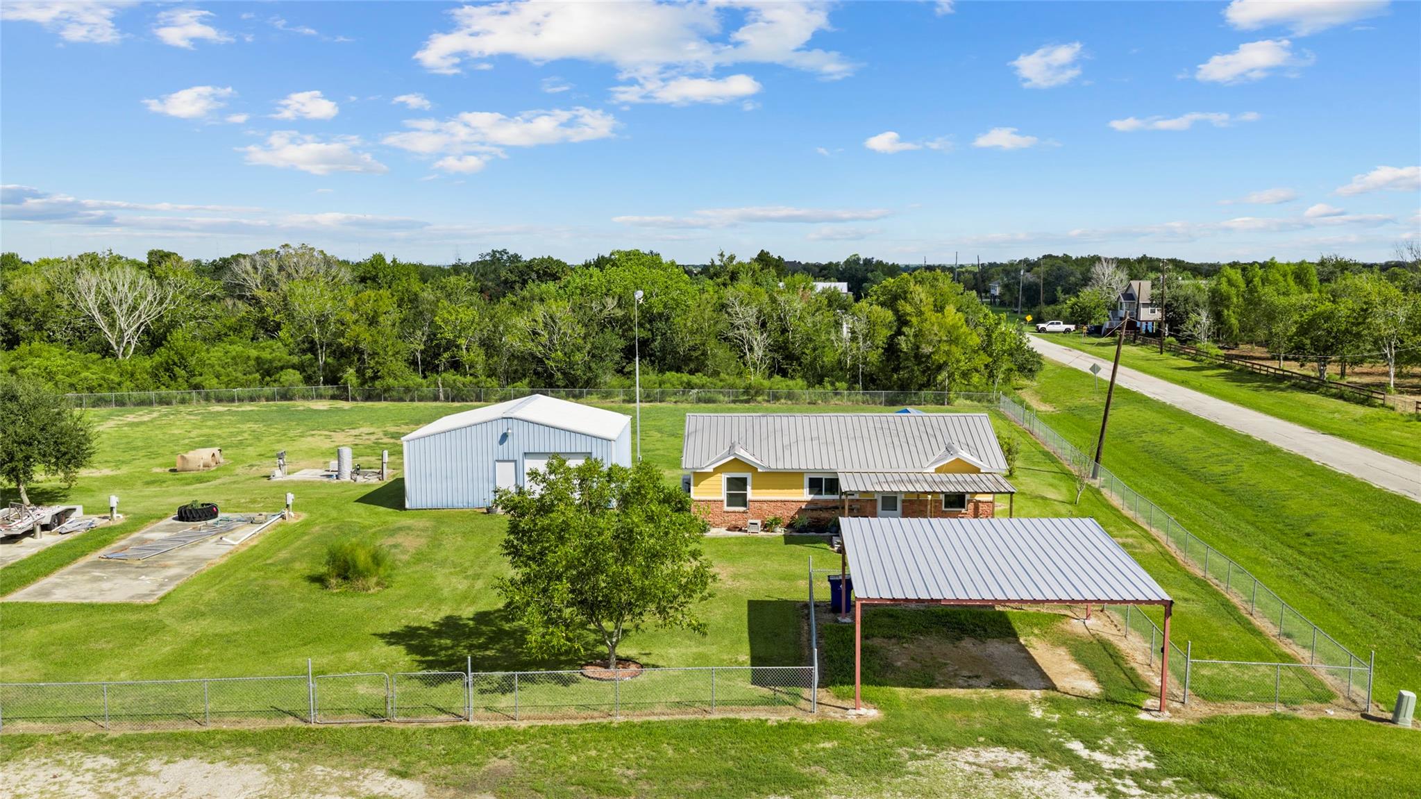 11723 County Road 458 FM523